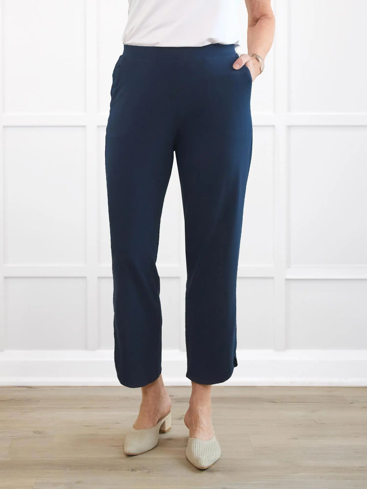 Akira tulip hem capri pant - FINAL SALE | PLUS