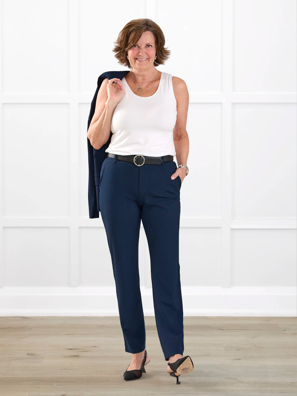 Asia mid-rise slim pant